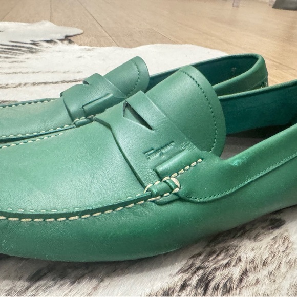 Salvatore Ferragamo Men's "Lake" Green Leather Driving Moccasins Shoes - Picture 3 of 13